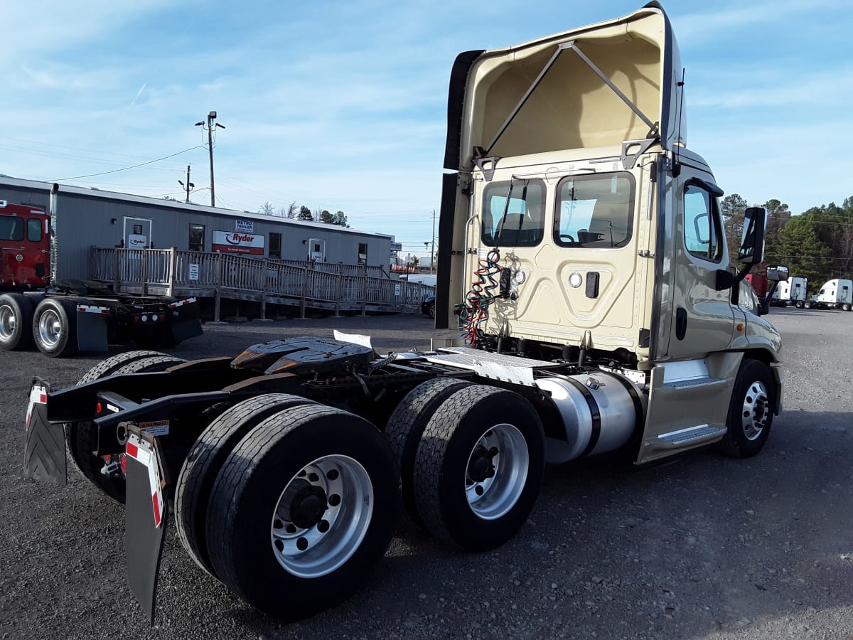 2017 Freightliner/Mercedes CASCADIA 125 678457