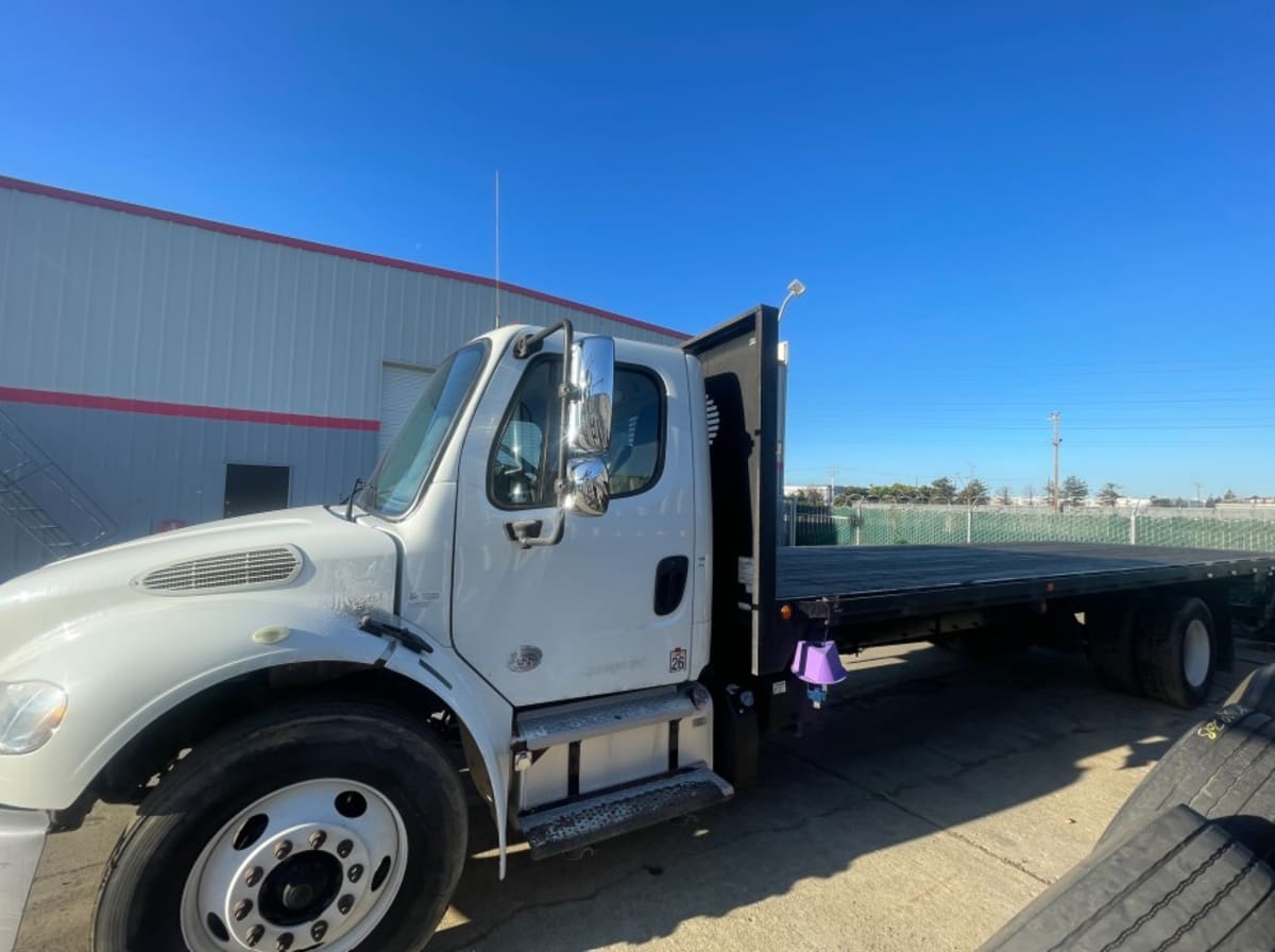 2017 Freightliner/Mercedes M2 106 678519