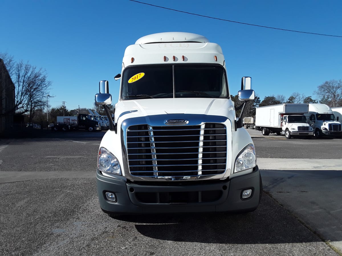 2017 Freightliner/Mercedes CASCADIA 125 678529