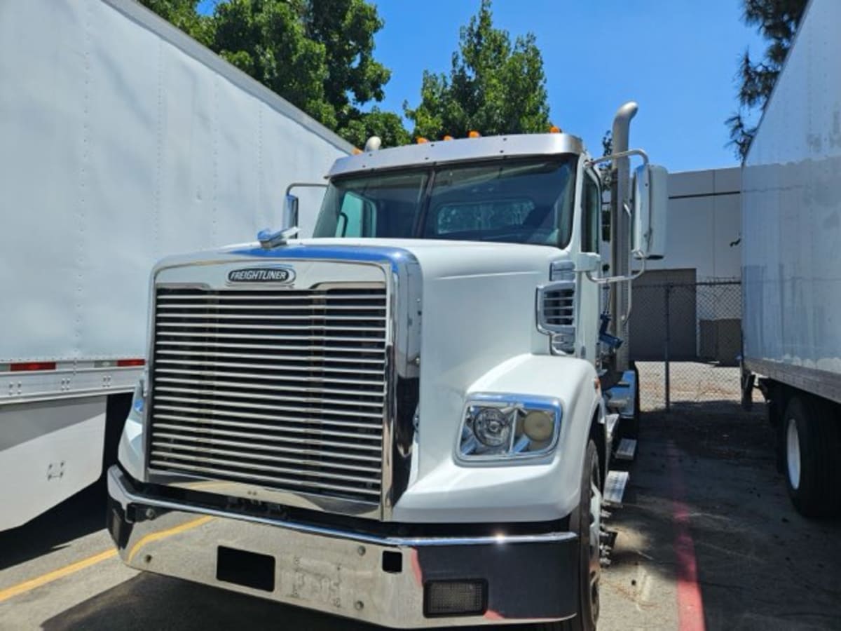 2017 Freightliner/Mercedes CORONADO 122 678555