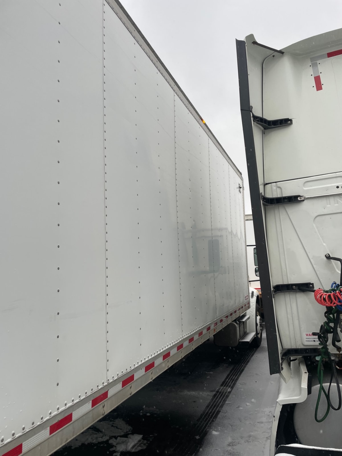 2017 Freightliner/Mercedes M2 106 678575