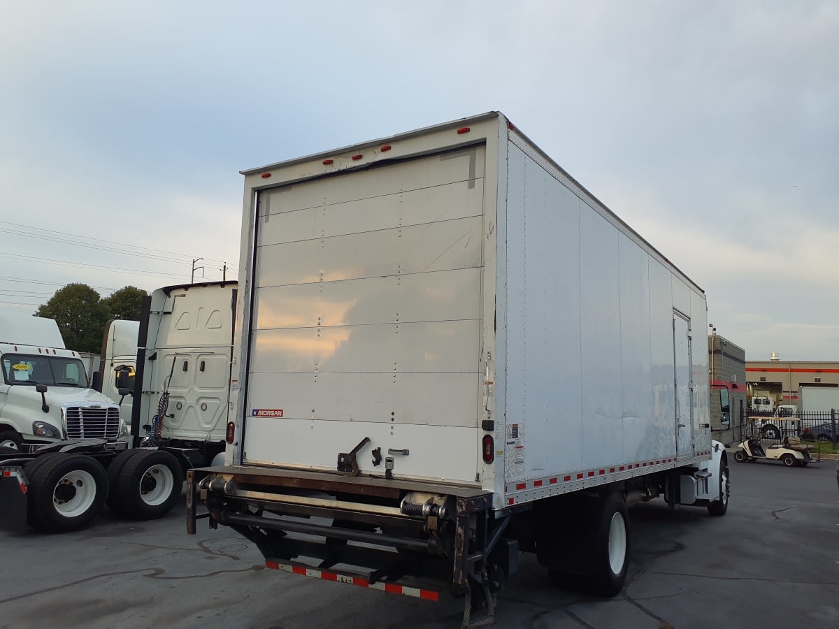 2017 Freightliner/Mercedes M2 106 678578