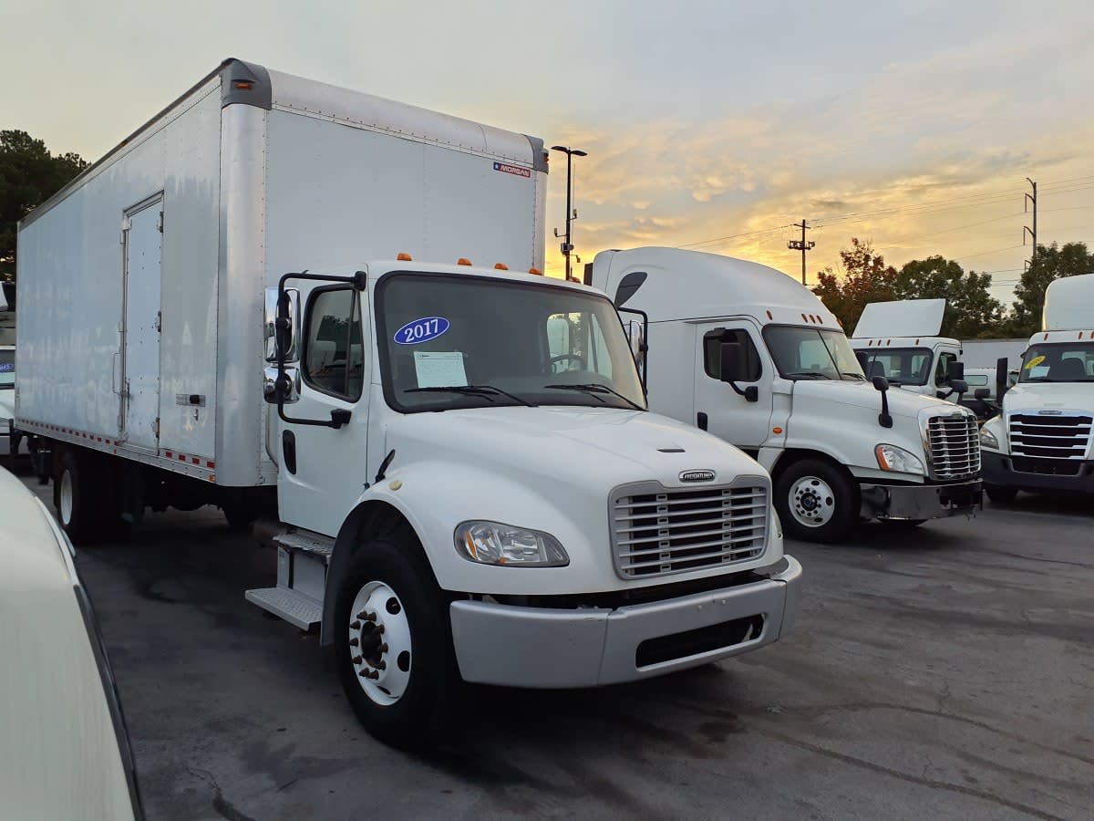 2017 Freightliner/Mercedes M2 106 678578