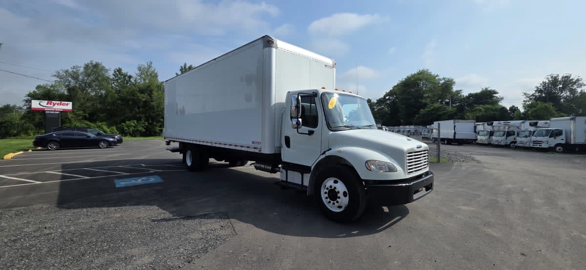 2017 Freightliner M2 106 in Bensalem, PA — photo 3