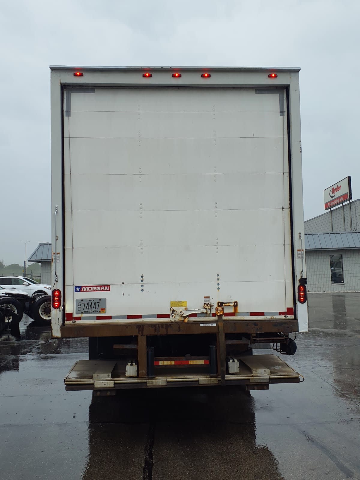 2017 Freightliner/Mercedes M2 106 678619