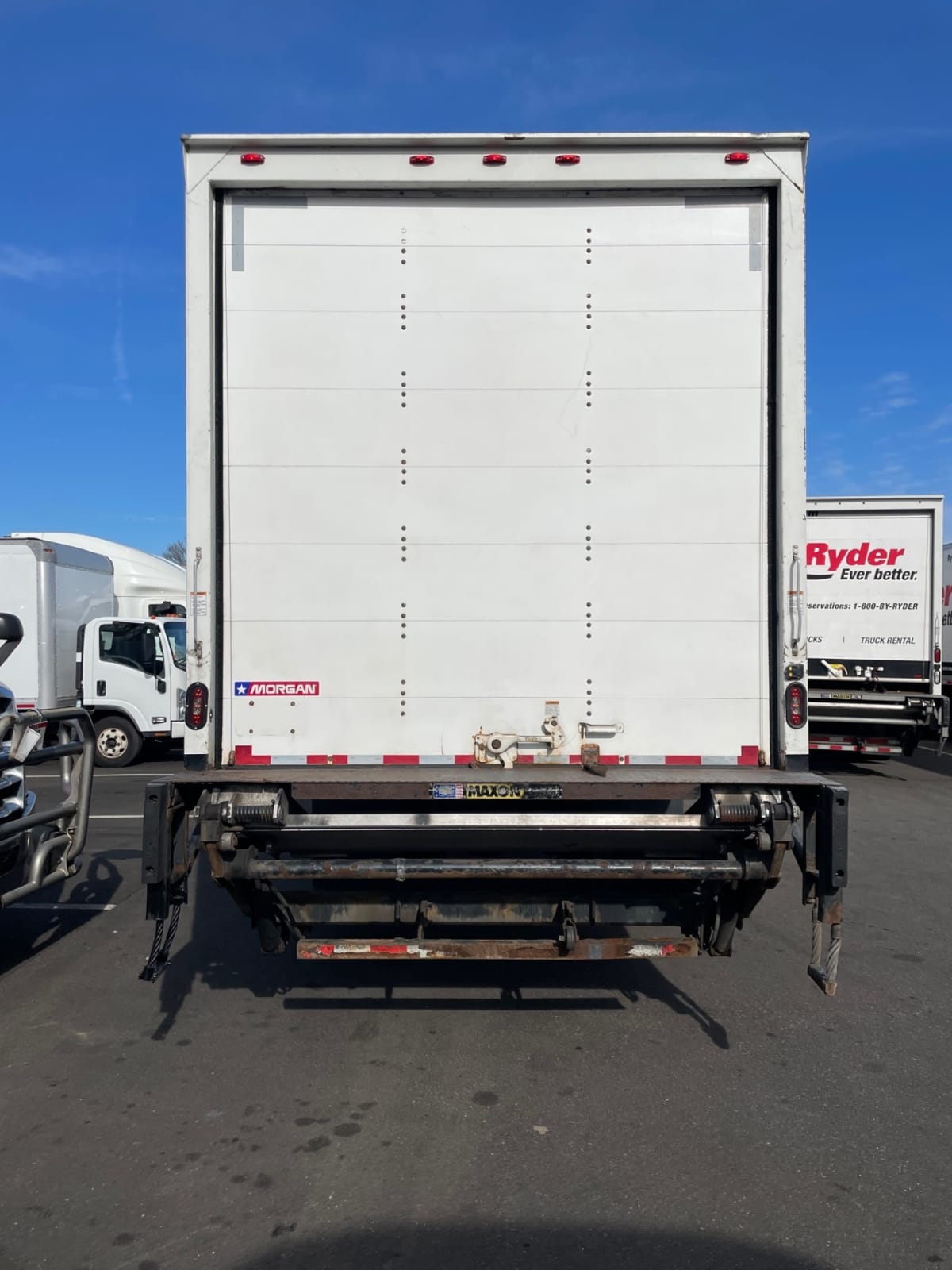 2017 Freightliner/Mercedes M2 106 678639