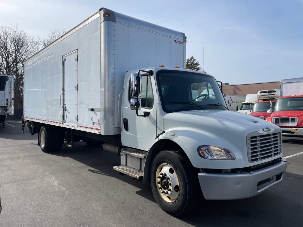 2017 Freightliner/Mercedes M2 106 678639