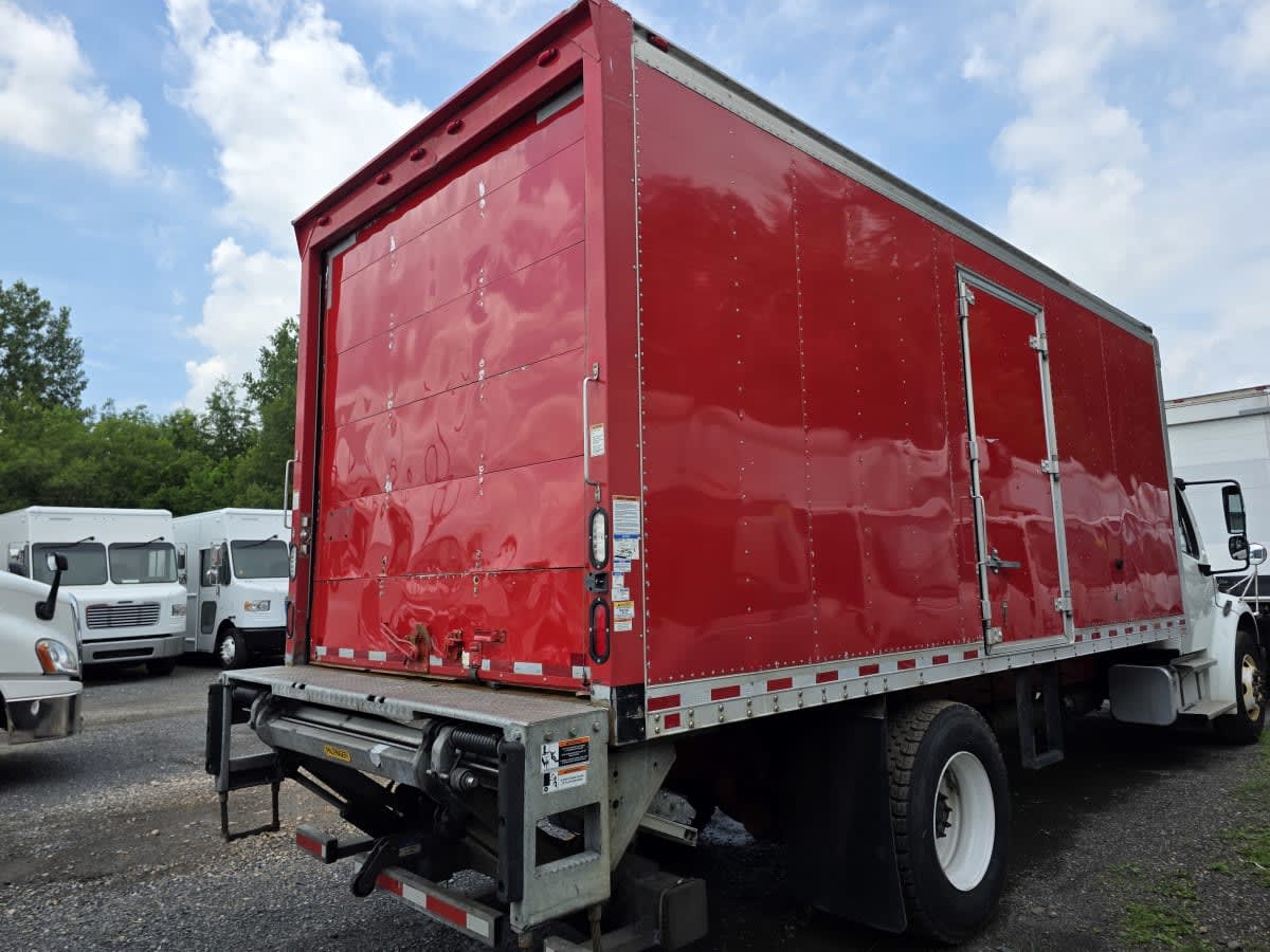 2017 Freightliner M2 106 678652