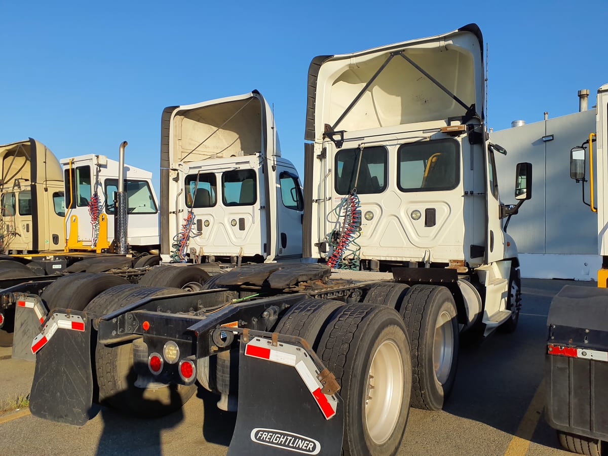 2017 Freightliner/Mercedes CASCADIA 125 678716