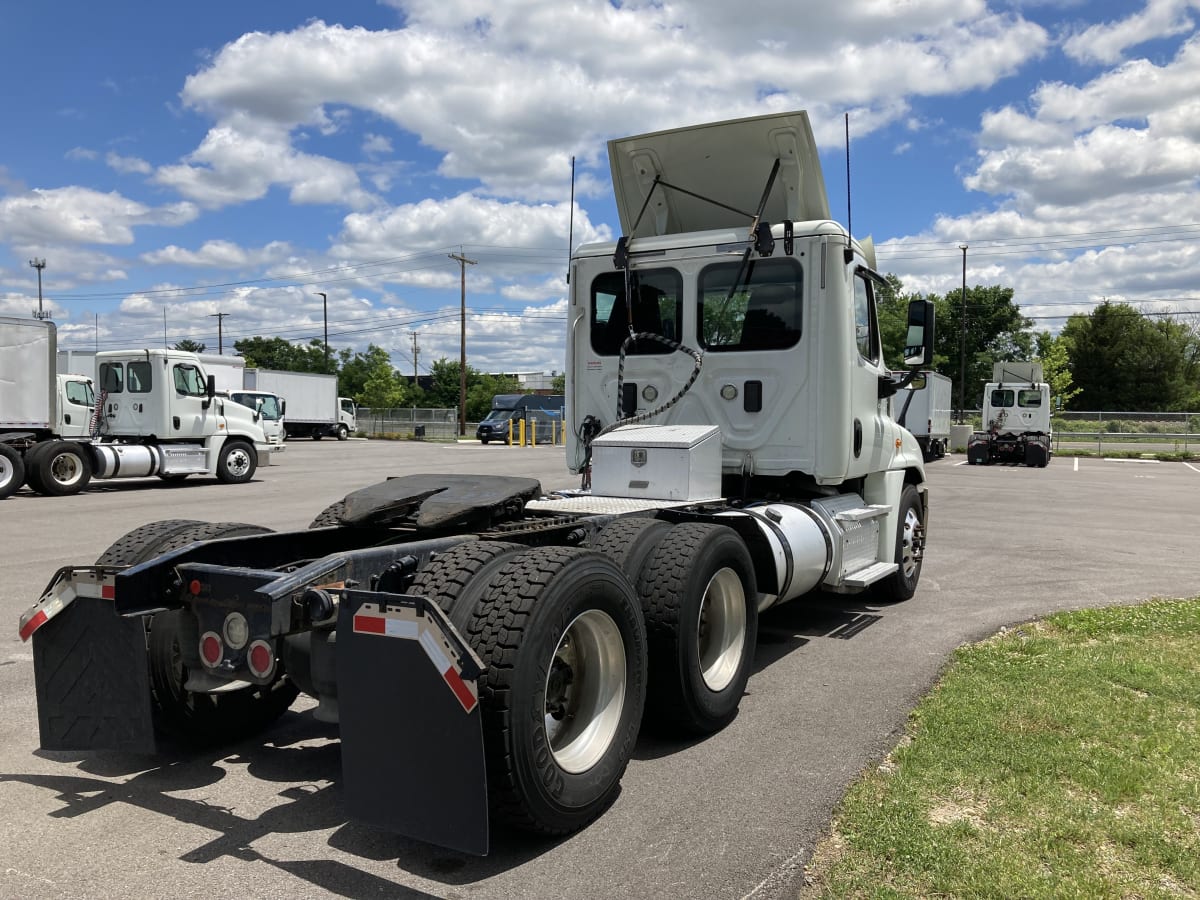 2017 Freightliner/Mercedes CASCADIA 125 678746