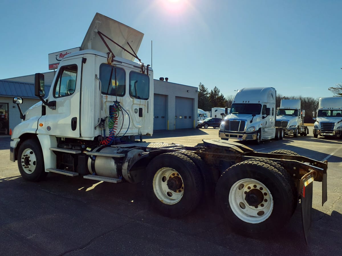 2017 Freightliner/Mercedes CASCADIA 125 678762