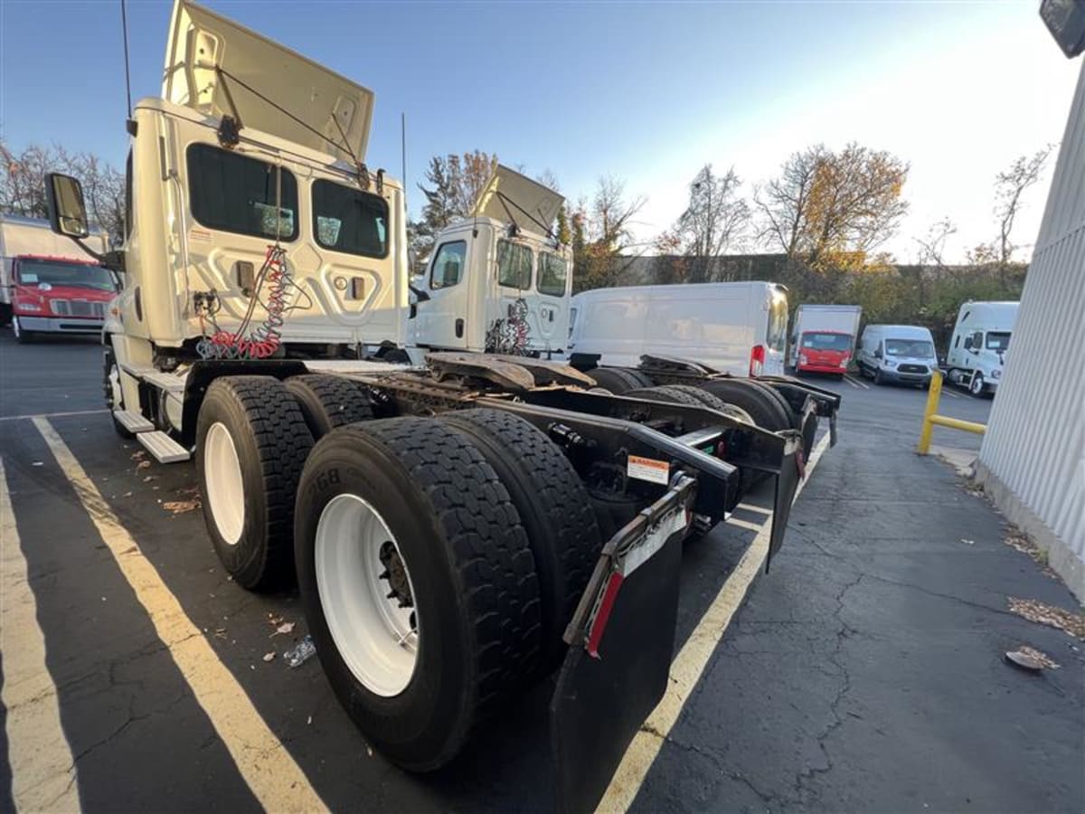 2017 Freightliner/Mercedes CASCADIA 125 678781