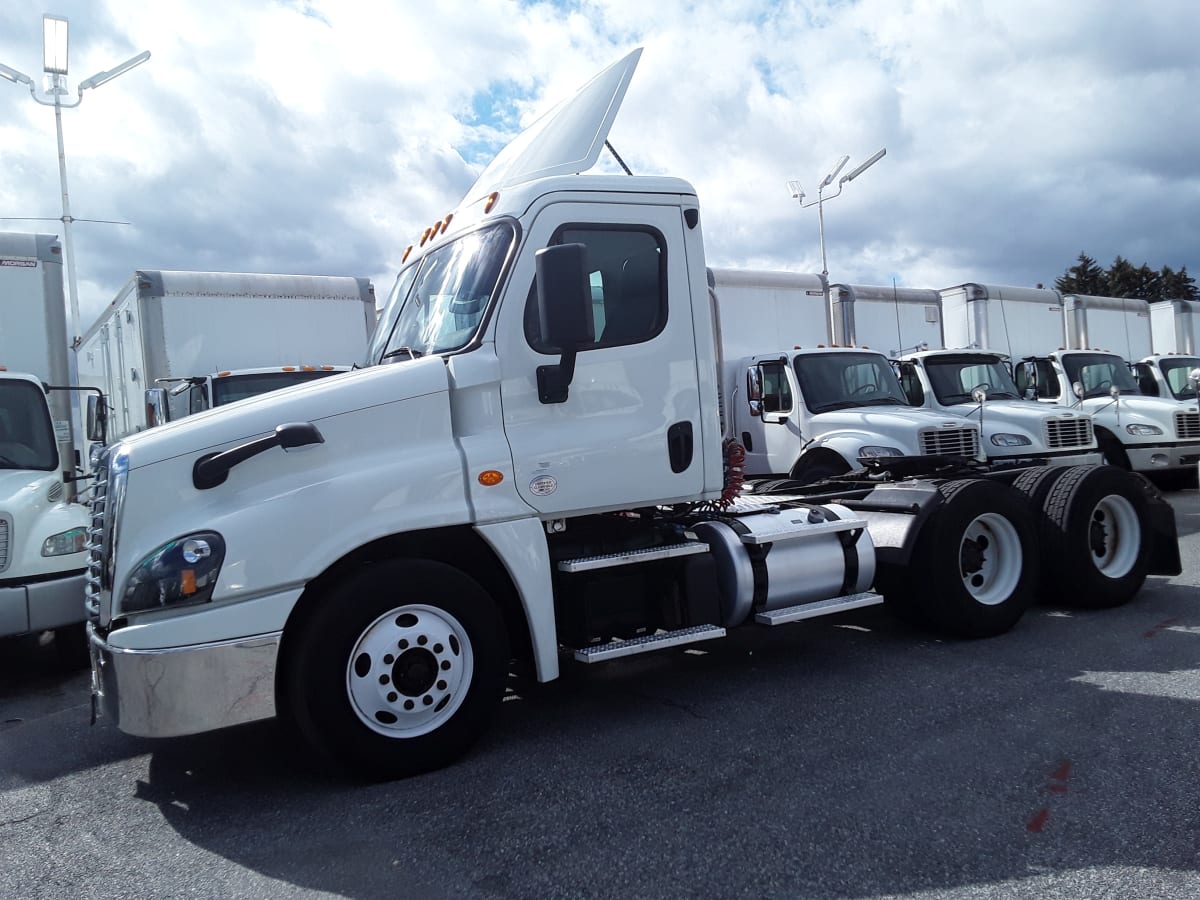 2017 Freightliner/Mercedes CASCADIA 125 678791