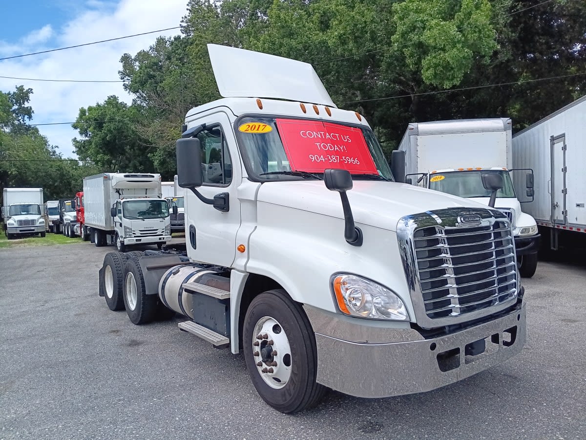 2017 Freightliner CASCADIA 125 678810
