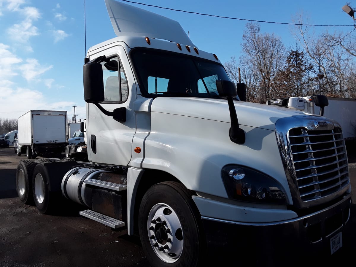 2017 Freightliner/Mercedes CASCADIA 125 678821