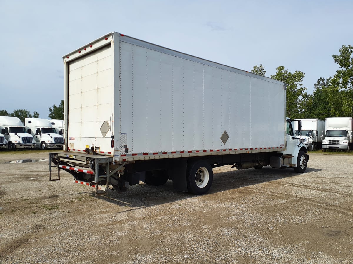 2017 Freightliner/Mercedes M2 106 678838