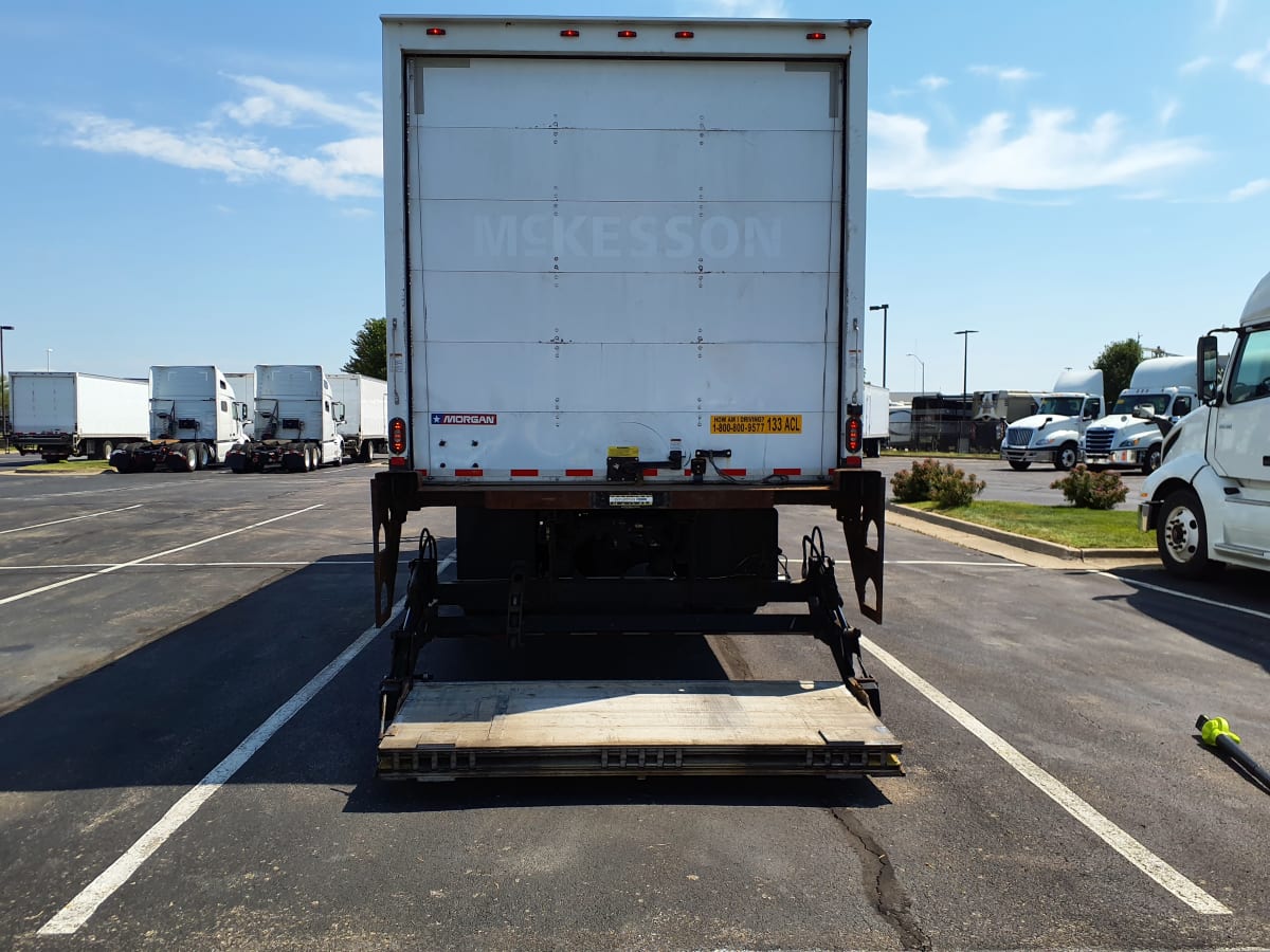 2017 Freightliner/Mercedes M2 106 678869