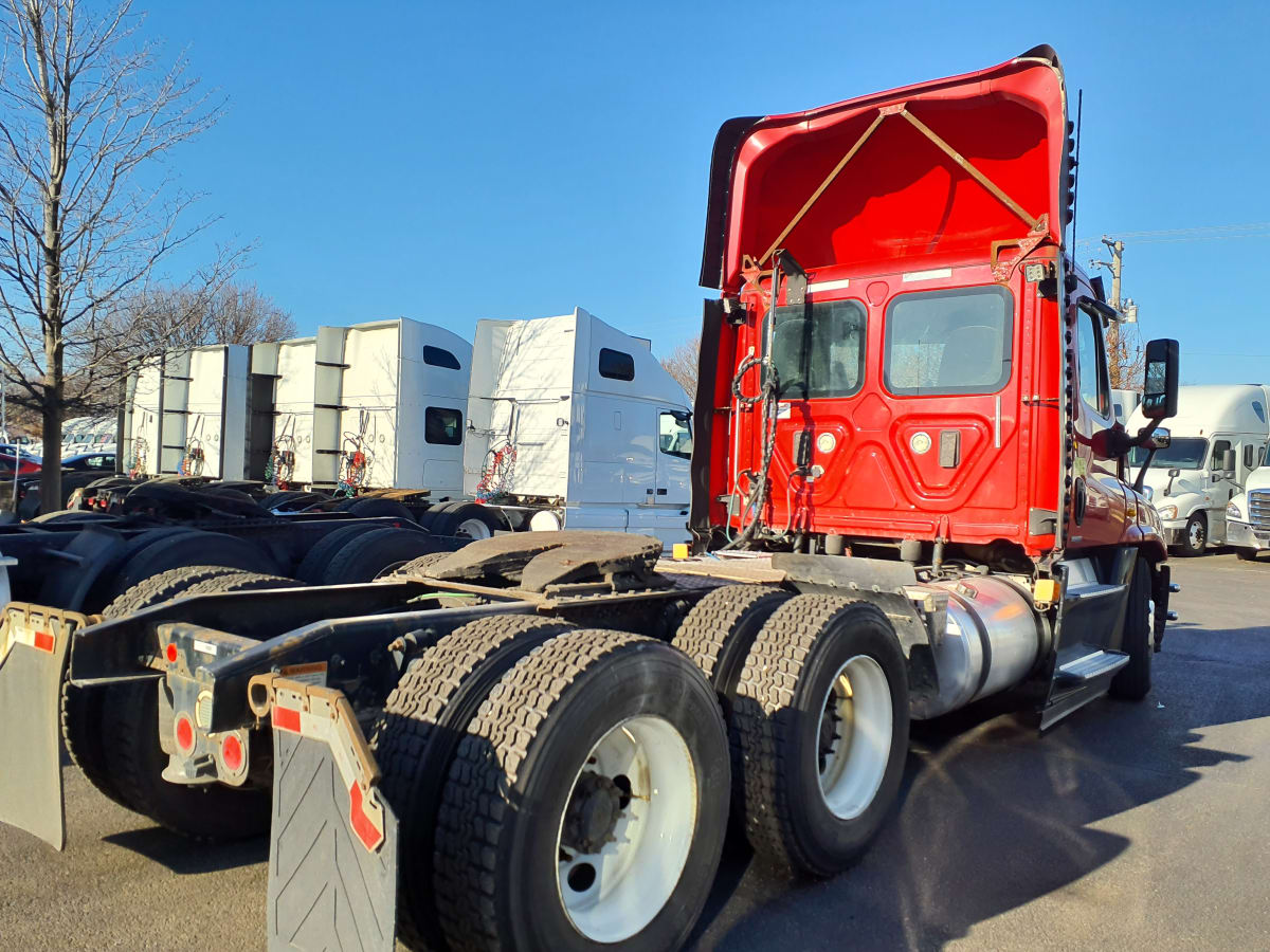 2017 Freightliner/Mercedes CASCADIA 125 678880