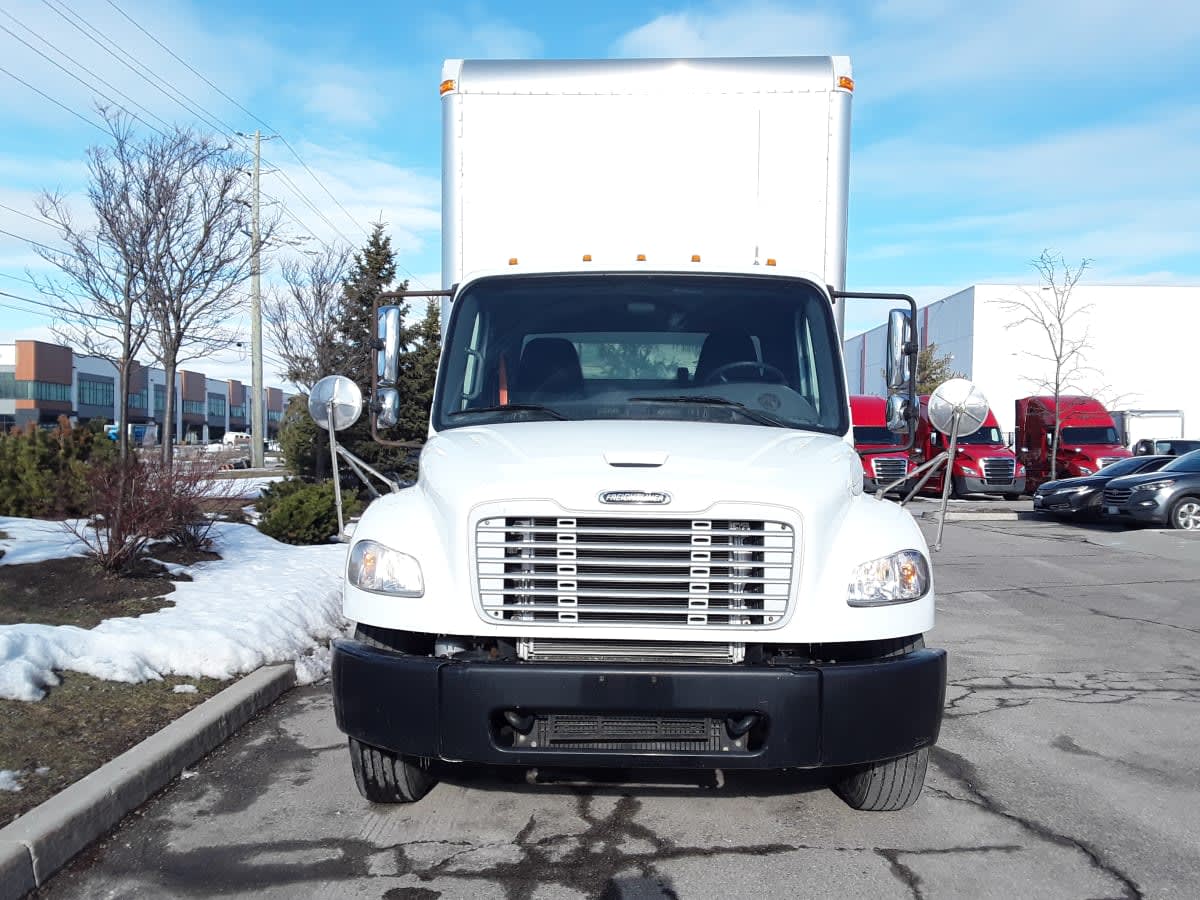 2017 Freightliner/Mercedes M2 106 678930