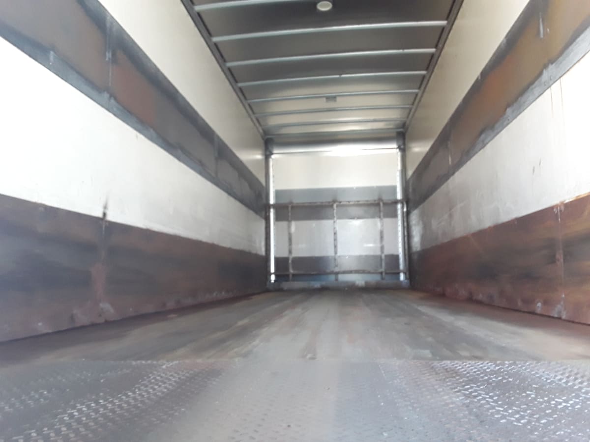 2017 Freightliner/Mercedes M2 106 678930