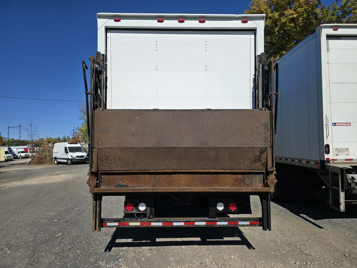 2018 Freightliner/Mercedes M2 106 679031
