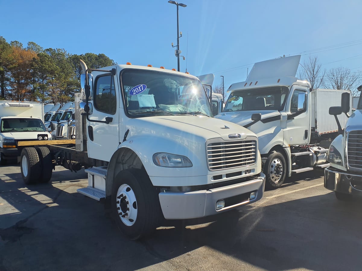 2017 Freightliner/Mercedes M2 106 679069