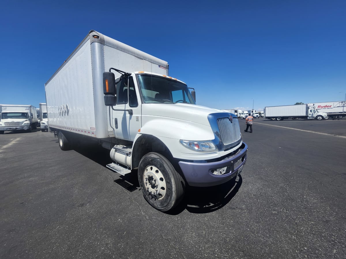 2017 Navistar International 4300 679090