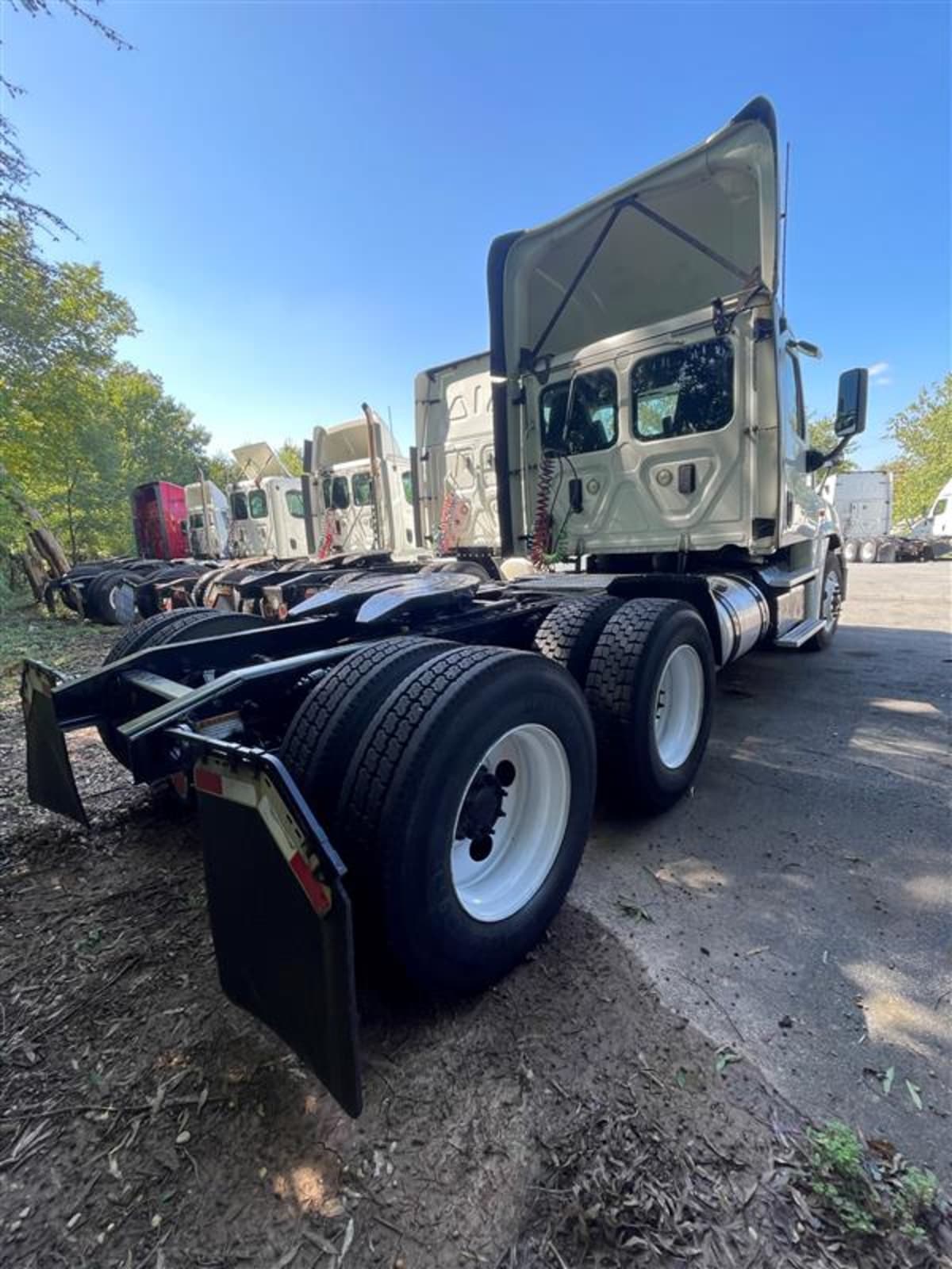 2017 Freightliner/Mercedes CASCADIA 125 679200