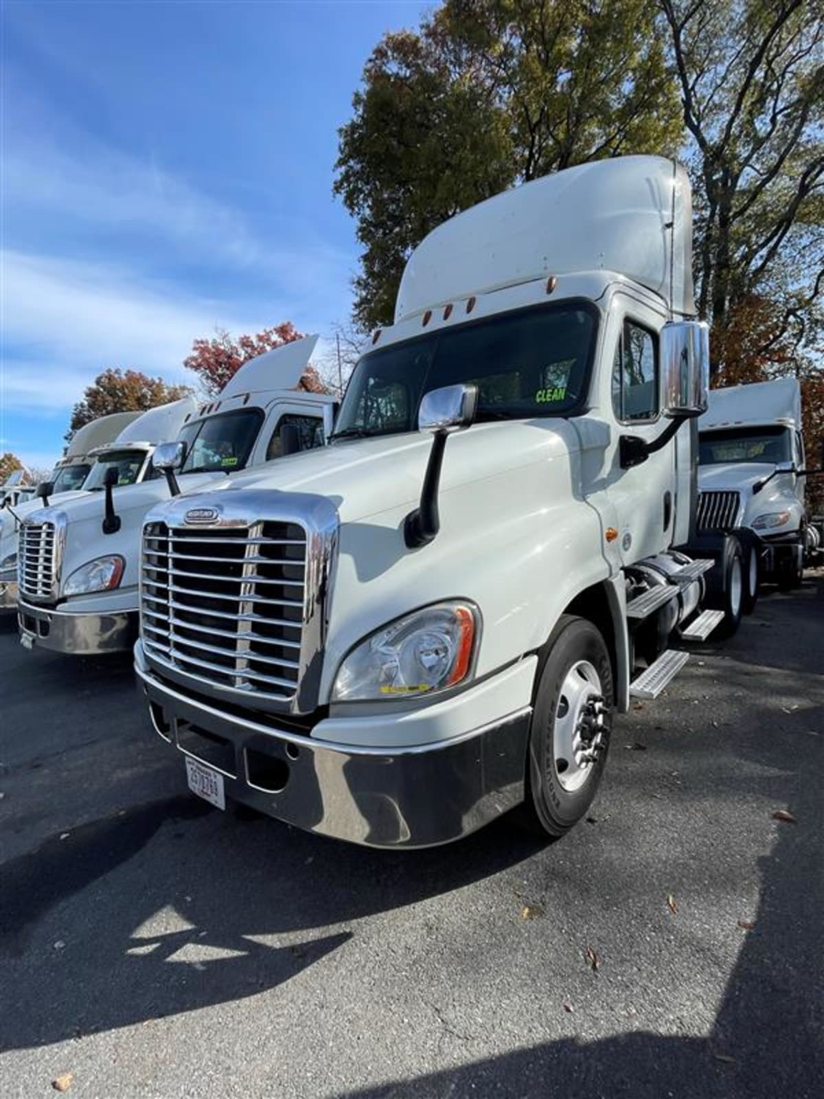 2017 Freightliner/Mercedes CASCADIA 125 679201