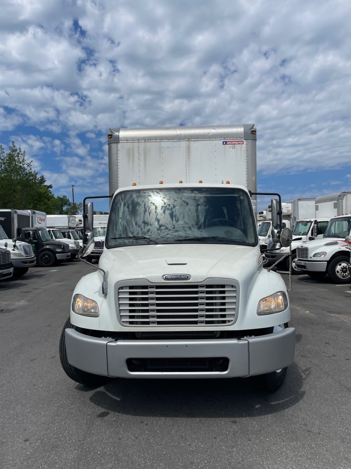 2017 Freightliner/Mercedes M2 106 679211