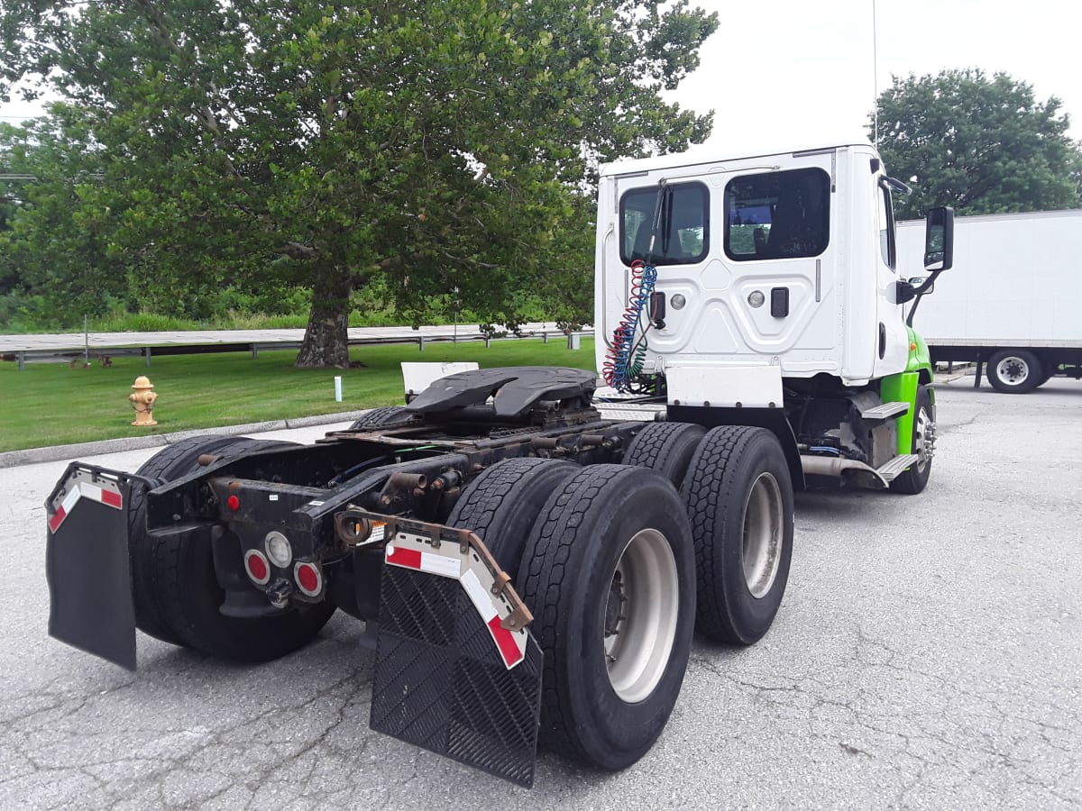 2017 Freightliner/Mercedes CASCADIA 125 679216