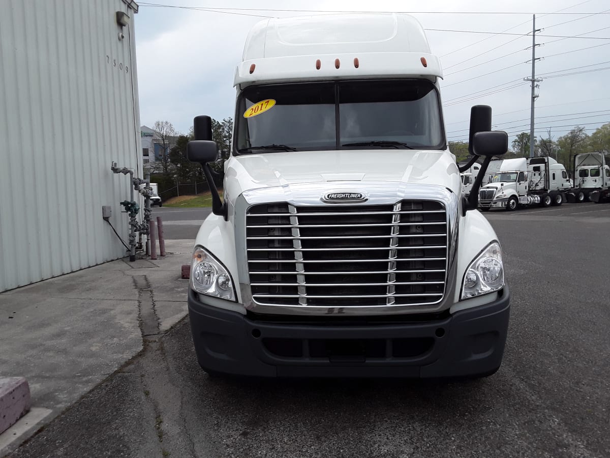 2017 Freightliner/Mercedes CASCADIA 125 679375