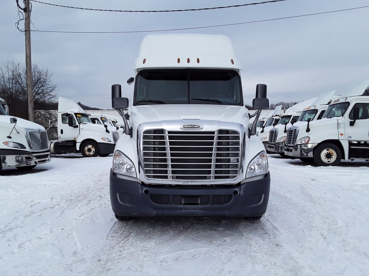 2017 Freightliner/Mercedes CASCADIA 125 679431