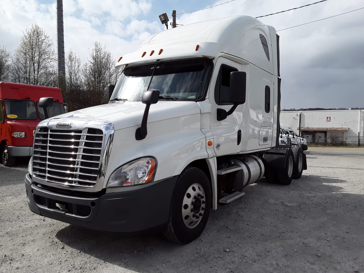 2017 Freightliner/Mercedes CASCADIA 125 679438