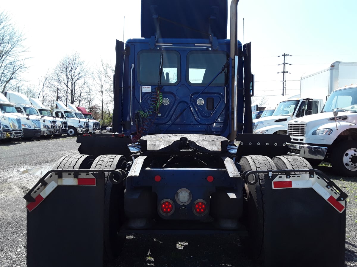 2017 Freightliner/Mercedes CASCADIA 125 679450