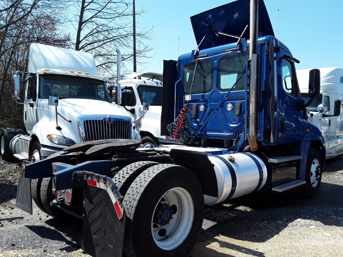 2017 Freightliner/Mercedes CASCADIA 125 679452