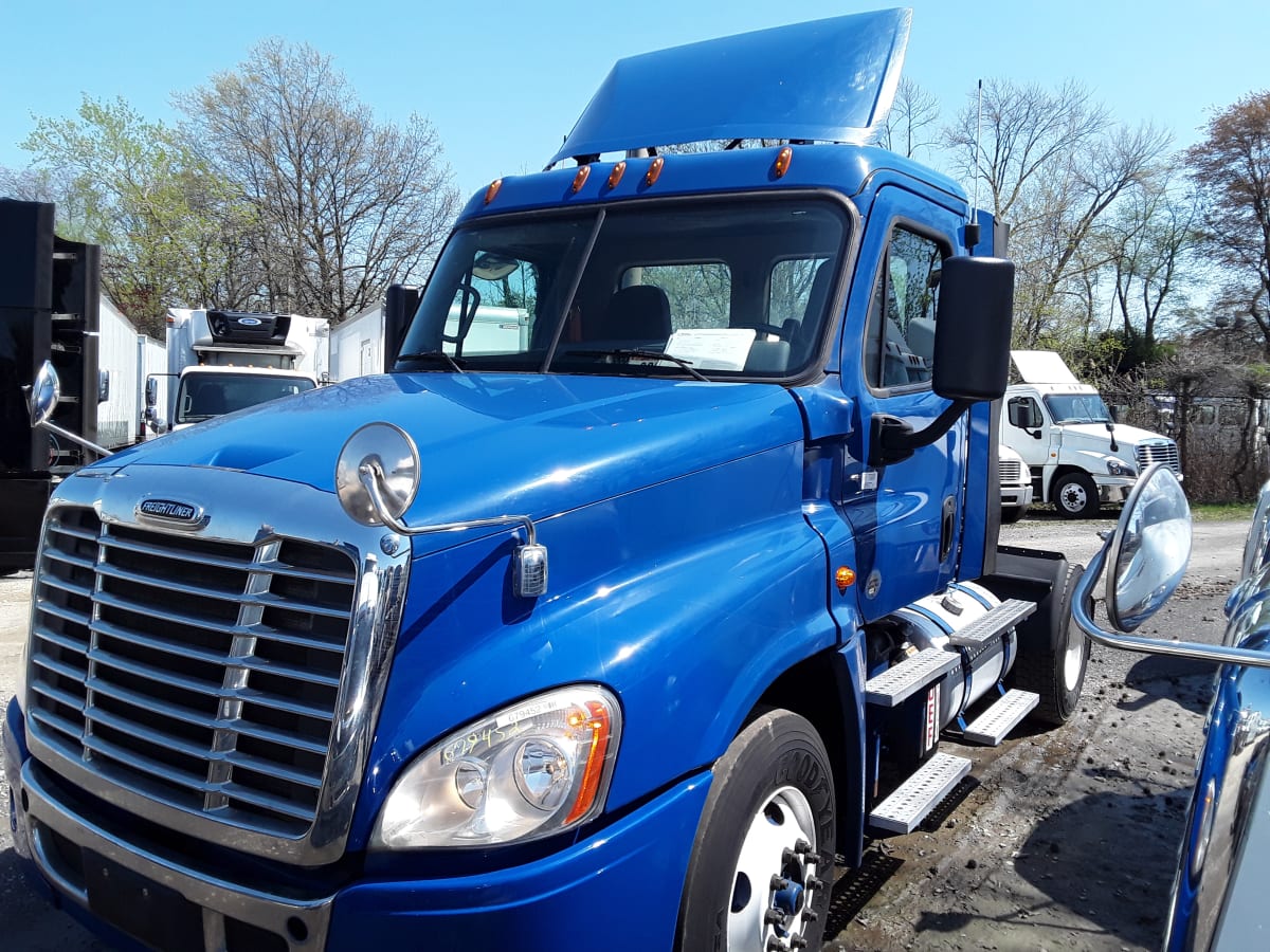 2017 Freightliner/Mercedes CASCADIA 125 679452