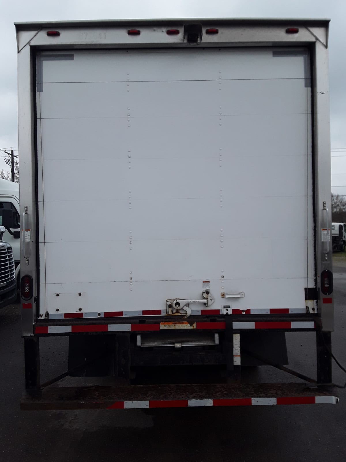 2017 Isuzu NPR 679541