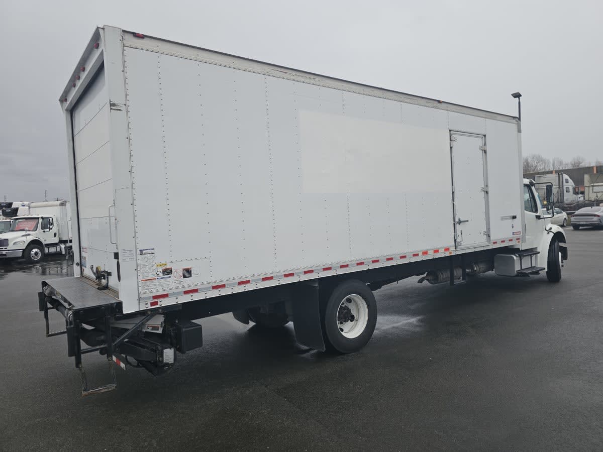2017 Freightliner/Mercedes M2 106 679548