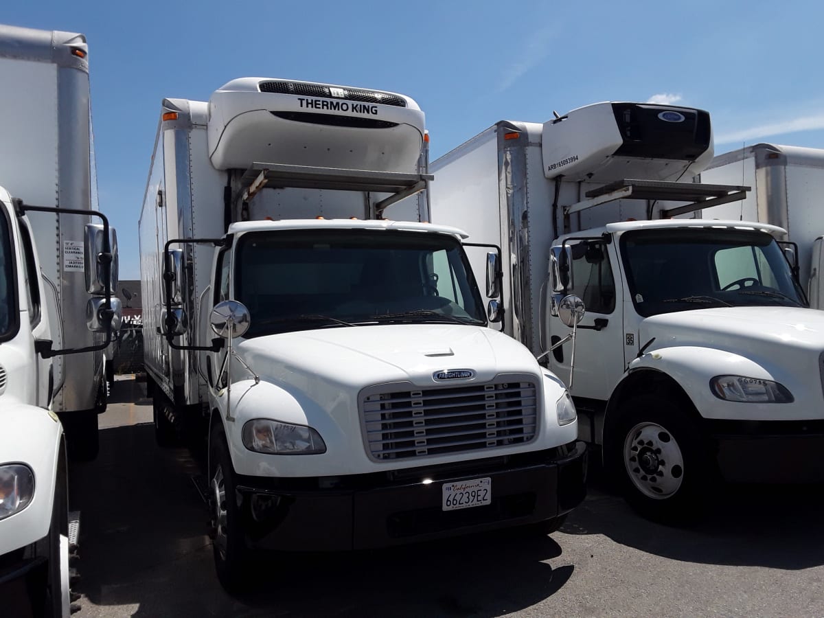 2017 Freightliner/Mercedes M2 106 679571