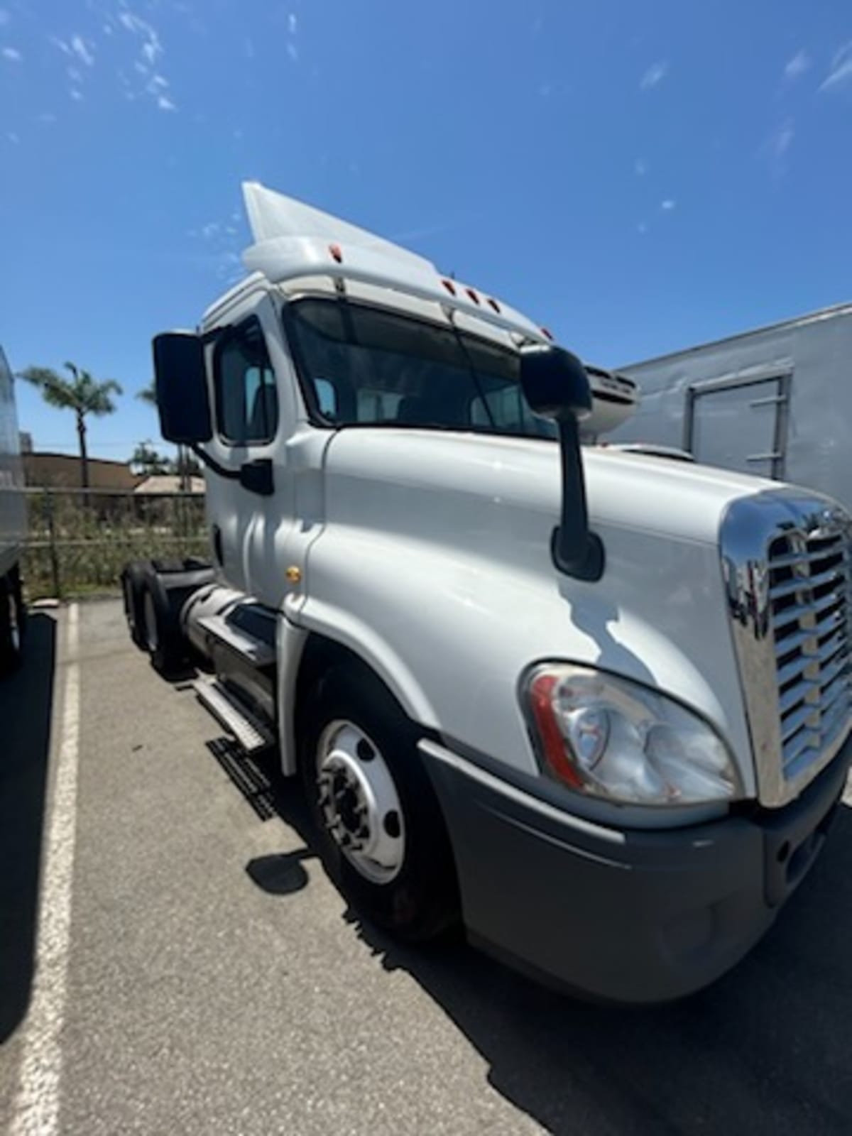 2017 Freightliner/Mercedes CASCADIA 125 679609