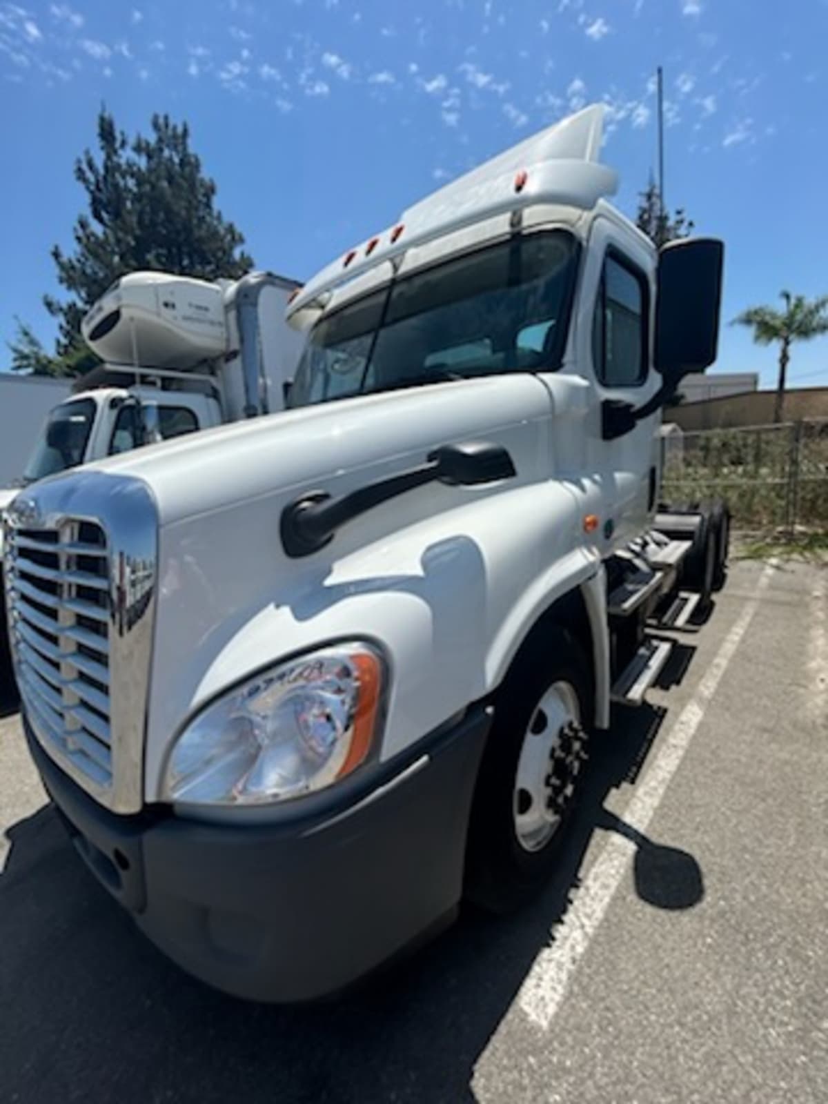 2017 Freightliner/Mercedes CASCADIA 125 679609