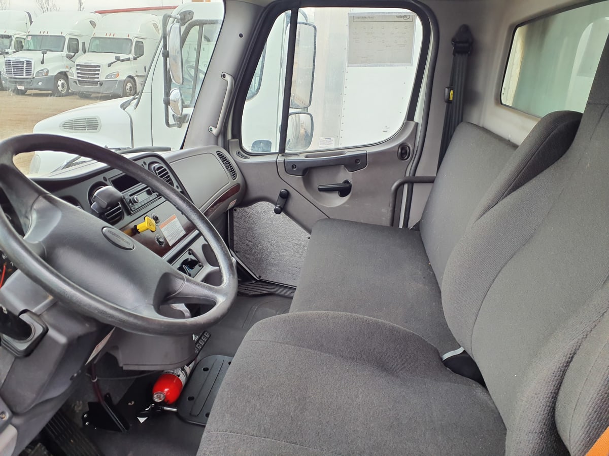2017 Freightliner/Mercedes M2 106 679627