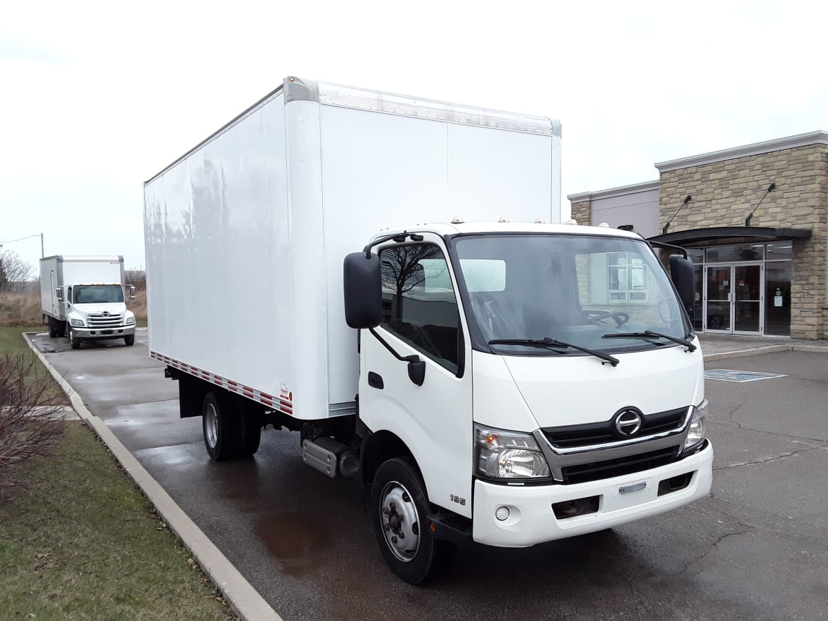 2017 Hino HINO 195 679655