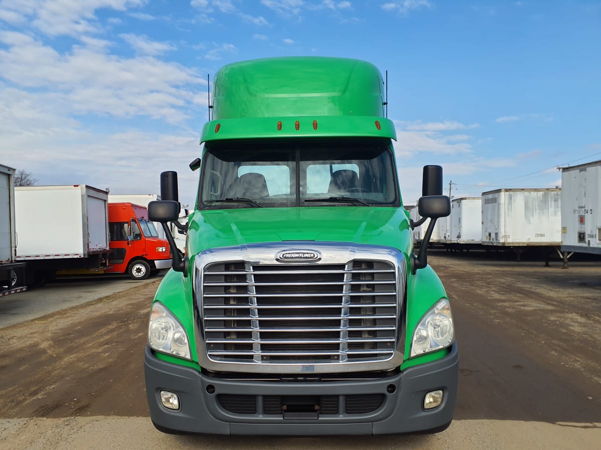 2017 Freightliner/Mercedes CASCADIA 125 679678