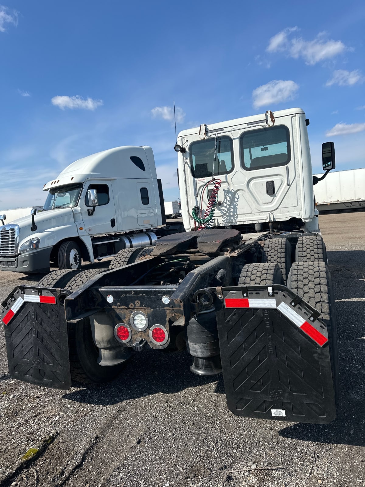 2017 Freightliner/Mercedes CASCADIA 113 679681