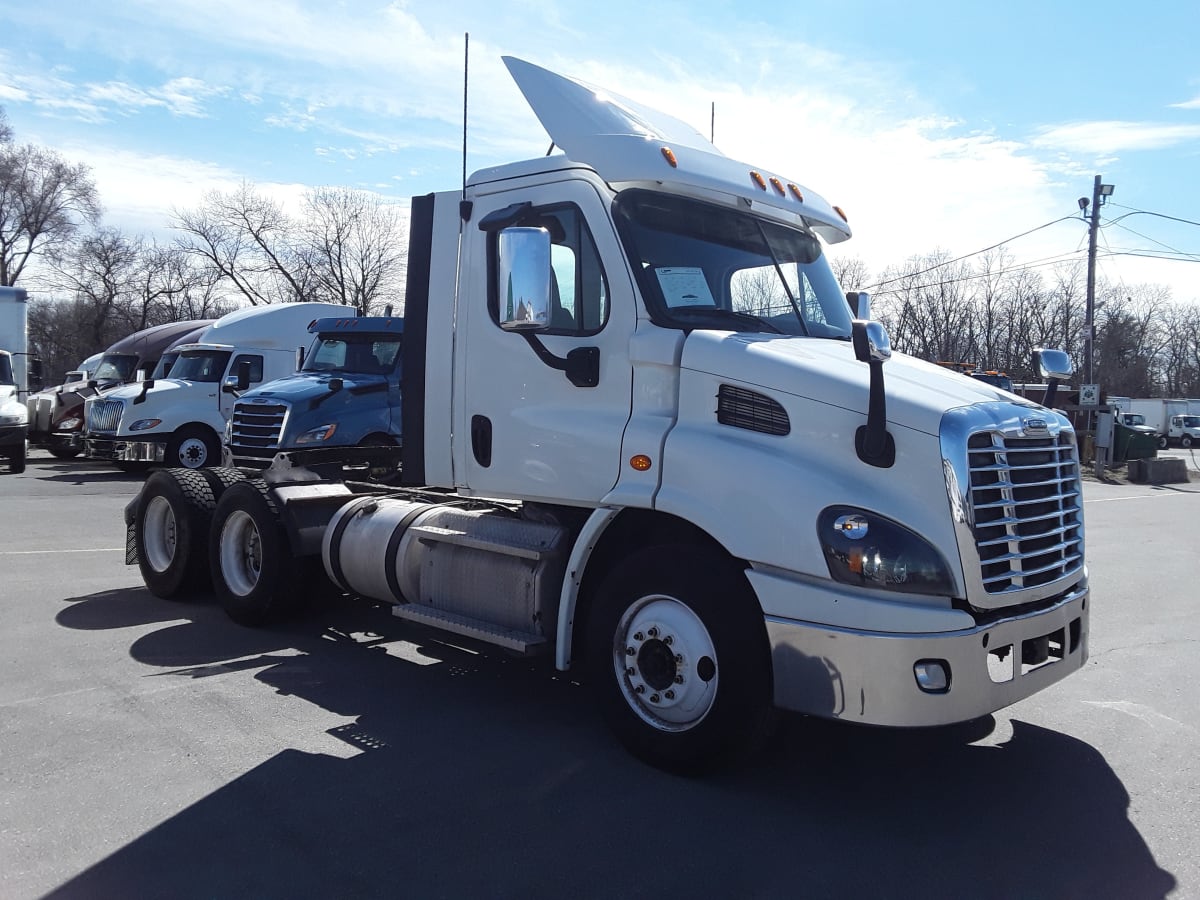 2018 Freightliner/Mercedes CASCADIA 113 679721