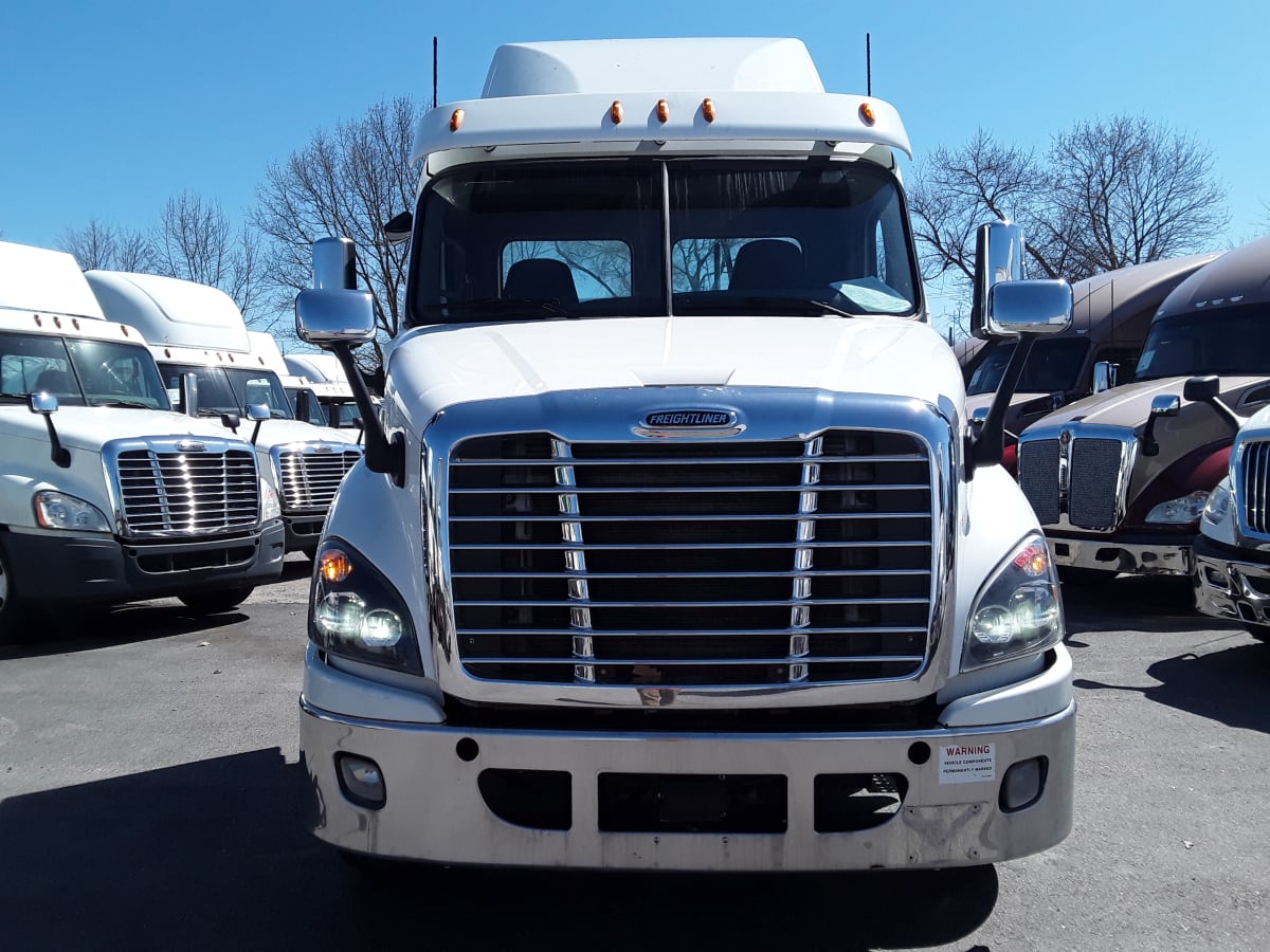 2018 Freightliner/Mercedes CASCADIA 113 679722