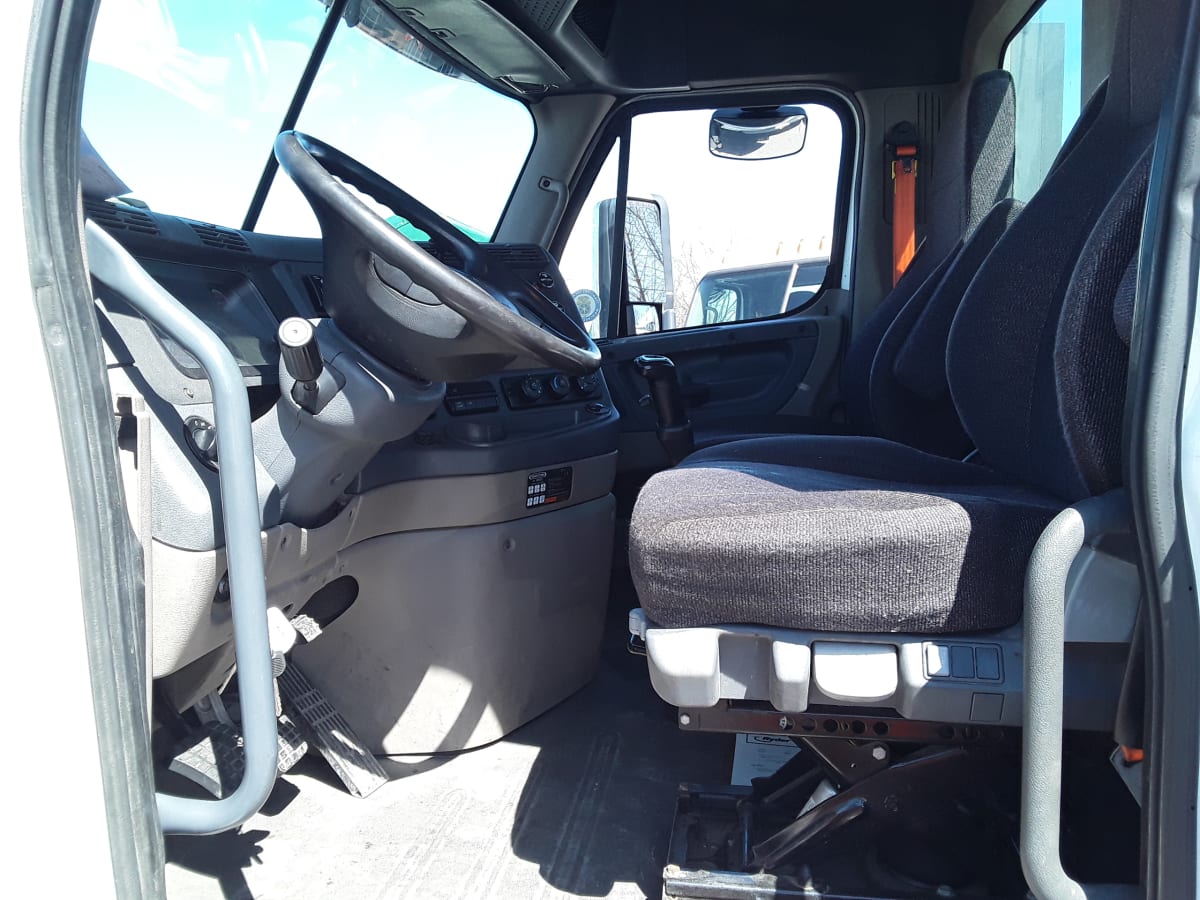 2018 Freightliner/Mercedes CASCADIA 113 679722