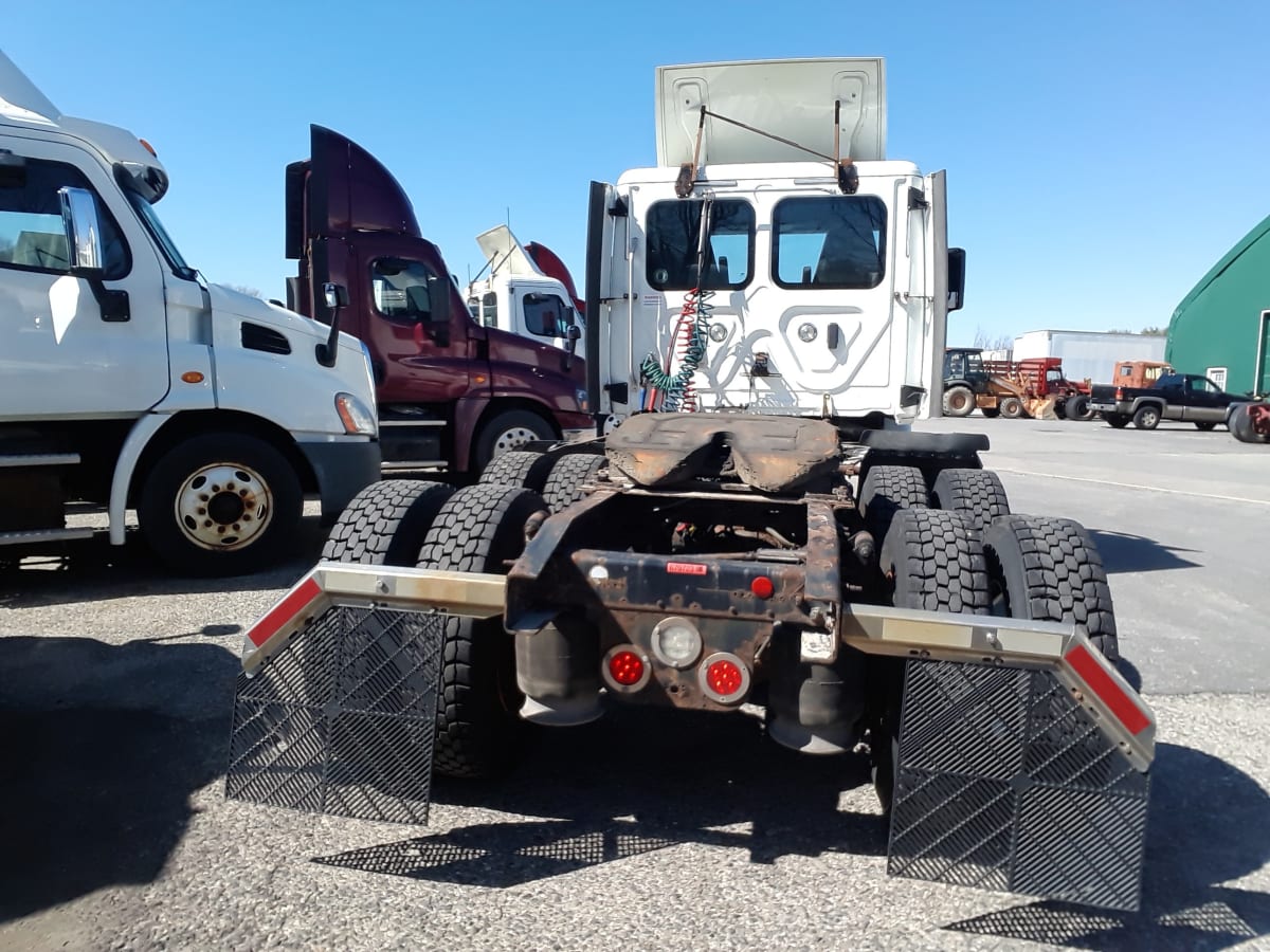 2018 Freightliner/Mercedes CASCADIA 113 679723